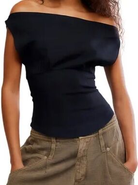 Harper Off the Shoulder Top
Free People M